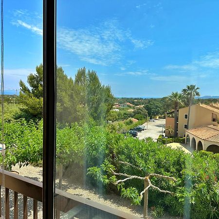 Grand Studio Avec Piscine Presqu'Ile De Giens Hyeres Luaran gambar