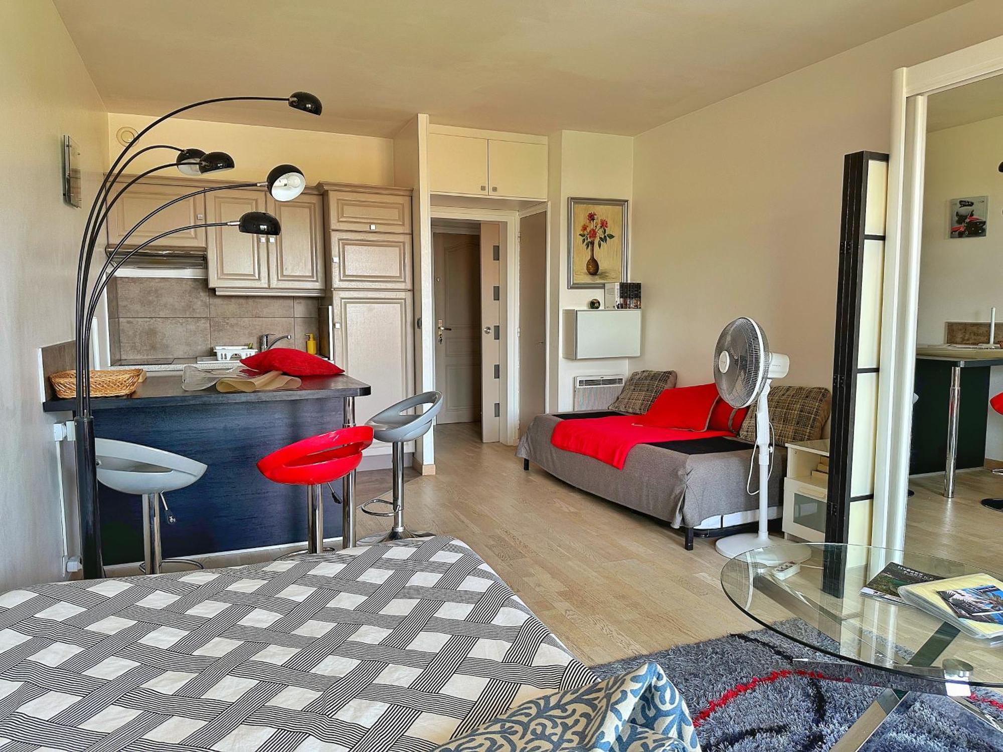Grand Studio Avec Piscine Presqu'Ile De Giens Hyeres Luaran gambar